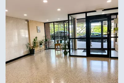 8616 60th Avenue #3P, Elmhurst, NY 11373 - Photo 2