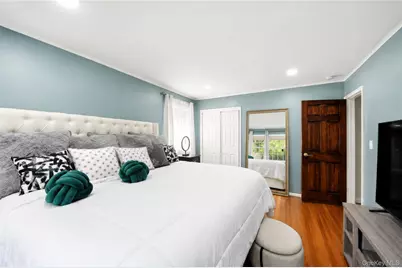 74 Cornell Drive, Smithtown, NY 11787 - Photo 16