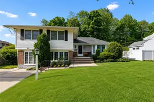 74 Cornell Dr, Smithtown, NY 11787 - Photo 2