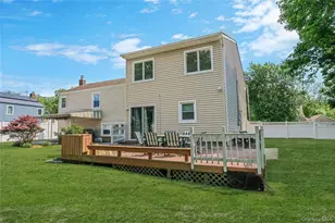 59 Maybrook Rd, North Babylon, NY 11703 - Photo 38