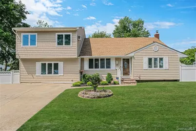 59 Maybrook Road, North Babylon, NY 11703 - Photo 1
