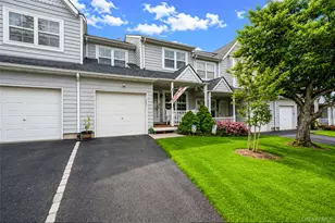 89 Northwood Blvd, Central Islip, NY 11722 - Photo 2