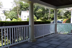 42 Brambach Ave, Scarsdale, NY 10583 - Photo 2