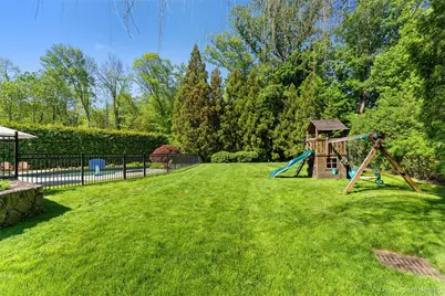 12 Kolbert Drive, Scarsdale, NY 10583 - Photo 36