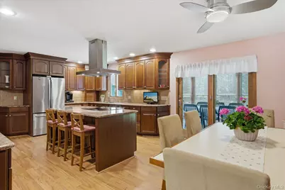 11 Mimosa Place, Shelter Island, NY 11964 - Photo 4