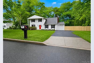 2 Shenandoah Boulevard, Coram, NY 11727 - Photo 1