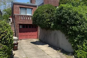 201 15 26th Ave, Bayside, NY 11360 - Photo 2