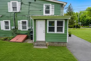 25 Phillips Ave, Highland, NY 12528 - Photo 4