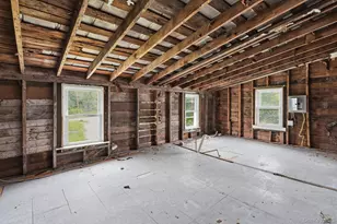 25 Phillips Ave, Highland, NY 12528 - Photo 16