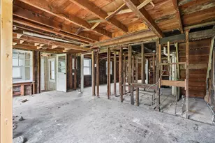 25 Phillips Ave, Highland, NY 12528 - Photo 14
