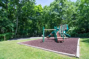 100 Dehaven Dr, Yonkers, NY 10703 - Photo 16