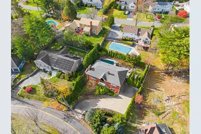 6 Hunting Ridge Road, White Plains, NY 10605 - Photo 2