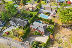 6 Hunting Ridge Rd, White Plains, NY 10605 - Photo 2