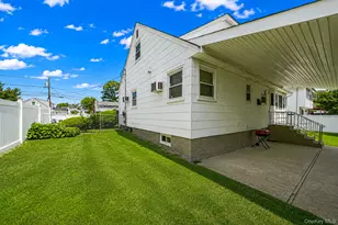 66 Henry Ave., Babylon, NY 11702 - Photo 6