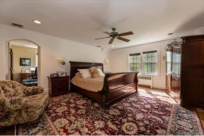 11 Myrtle Drive, Great Neck, NY 11021 - Photo 18
