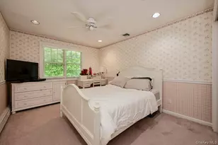 11 Myrtle Dr, Great Neck, NY 11021 - Photo 24