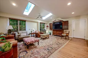 11 Myrtle Dr, Great Neck, NY 11021 - Photo 16