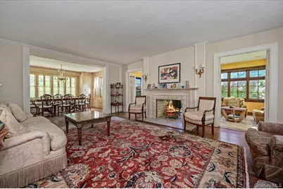 11 Myrtle Drive, Great Neck, NY 11021 - Photo 6