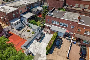 12-22 151st Pl, Whitestone, NY 11357 - Photo 38