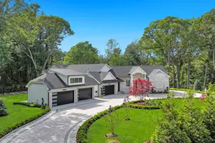 2 Chelmsford Dr, Muttontown, NY 11545 - Photo 2