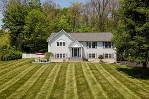 64 Secor Ln, Hopewell Junction, NY 12533 - Photo 2
