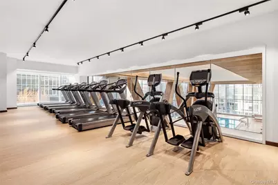 1 W End Avenue #20H, New York, NY 10069 - Photo 18