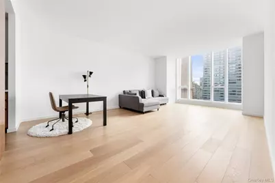 1 W End Avenue #20H, New York, NY 10069 - Photo 2