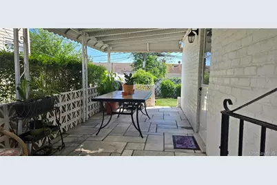 2127 Leighton Road, Elmont, NY 11003 - Photo 12