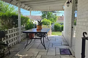 2127 Leighton Rd, Elmont, NY 11003 - Photo 12