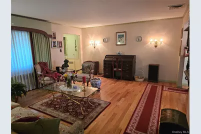2127 Leighton Road, Elmont, NY 11003 - Photo 6