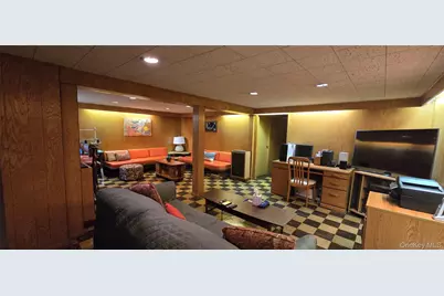 2127 Leighton Road, Elmont, NY 11003 - Photo 24
