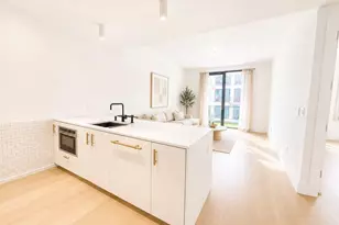 2218 Jackson Ave, Long Island City, NY 11101 - Photo 22