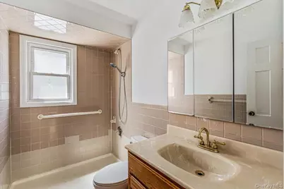 85-12 248 Street, Bellerose, NY 11426 - Photo 10
