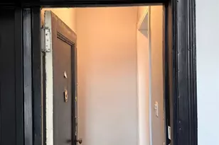 24-65 38th St, Astoria, NY 11103 - Photo 16