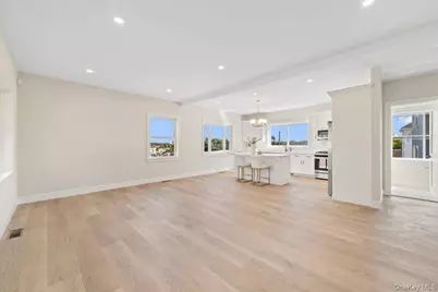 395 5th Avenue, New Rochelle, NY 10801 - Photo 6