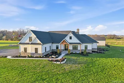 400 Bruyn Turnpike, Wallkill, NY 12589 - Photo 2