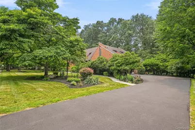 5 Sophia Street, Monsey, NY 10952 - Photo 2