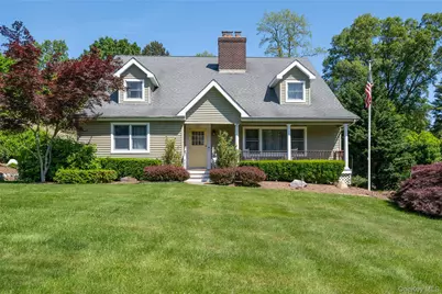 14 Mayfair Drive, Huntington, NY 11743 - Photo 1