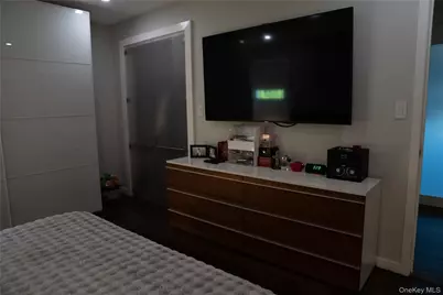 105 Lincoln Road S, Plainview, NY 11803 - Photo 32