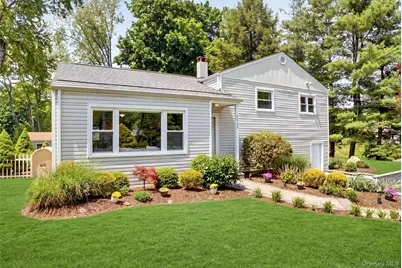 2435 Susan Court, Yorktown Heights, NY 10598 - Photo 2