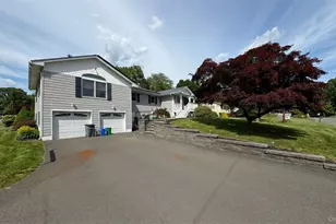 14 Esther Ave, Congers, NY 10920 - Photo 2