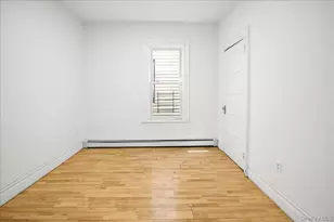 4384 Carpenter Ave, Bronx, NY 10466 - Photo 8
