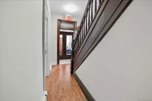 4384 Carpenter Ave, Bronx, NY 10466 - Photo 4