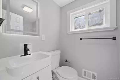 24 Fuller Road, Ossining, NY 10562 - Photo 28