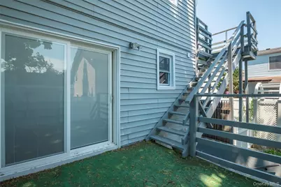 459 Roquette Avenue, Floral Park, NY 11001 - Photo 14