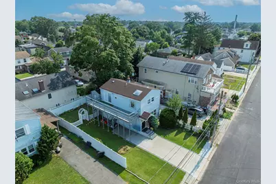 459 Roquette Avenue, Floral Park, NY 11001 - Photo 20
