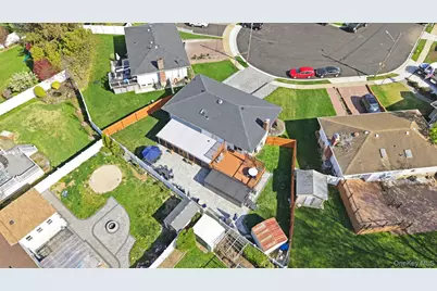 1700 White Street, North Bellmore, NY 11710 - Photo 32