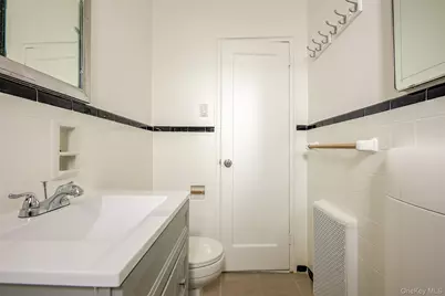 63-45 Saunders Street #6H, Rego Park, NY 11374 - Photo 24