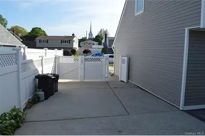 2393 Cooper Drive, East Meadow, NY 11554 - Photo 46