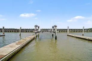 D-17 Half Moon Bay Marina, Croton on Hudson, NY 10520 - Photo 2